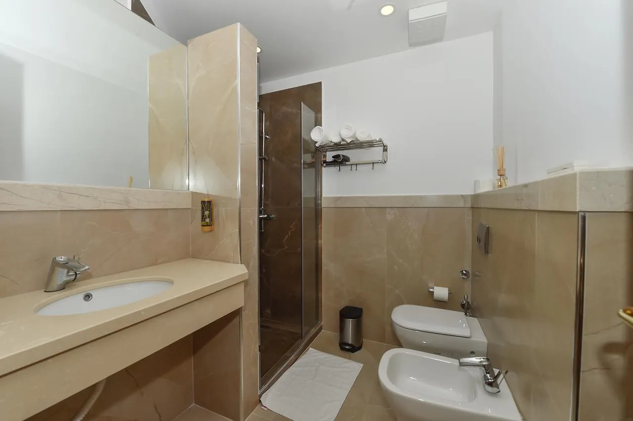Golden Ring Resort Tirana 4*,  Albanie