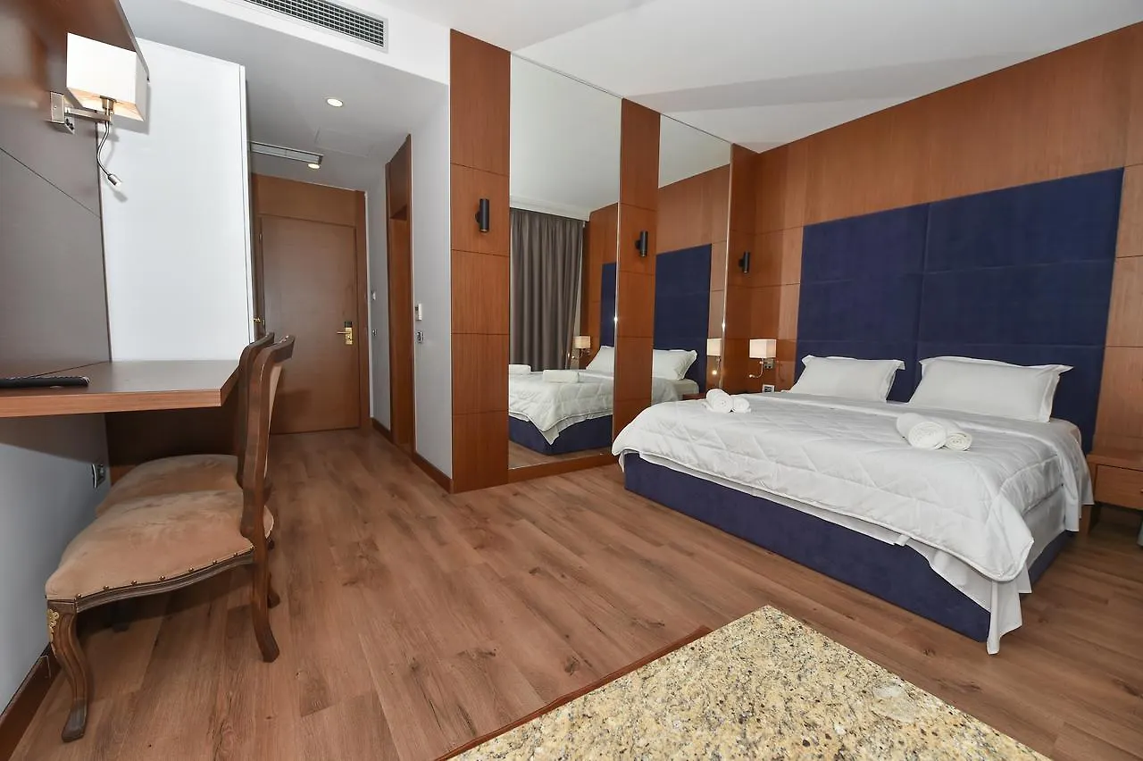 Golden Ring Resort Farke e Madhe Hotel